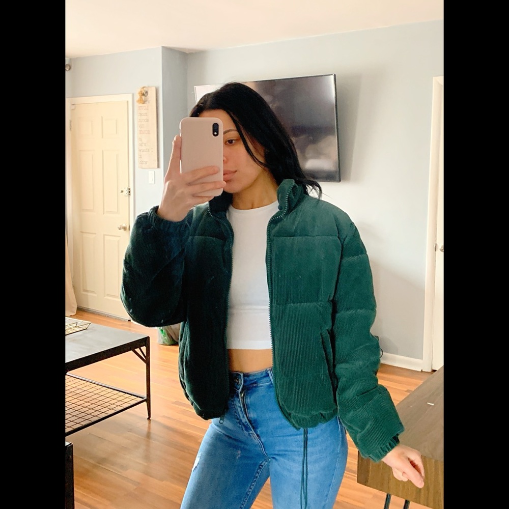 FOREVER21 HUNTER GREEN PUFFER COAT